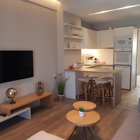 Elegant House With Acropolis View Apartment เอเธนส์ ภายนอก รูปภาพ